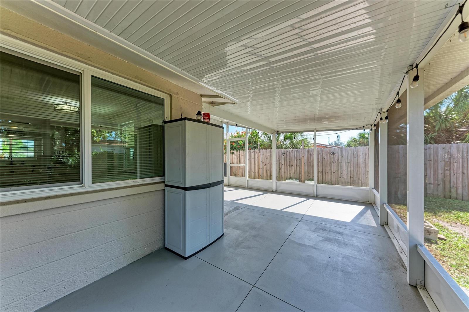 Image 34 of 36 For 6036 Hopkins Drive N