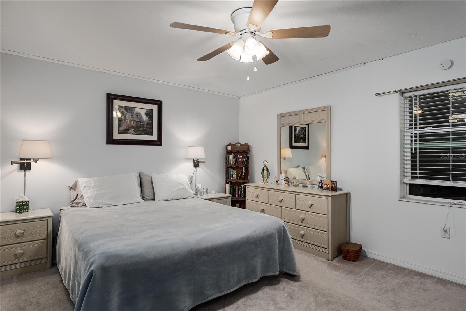 Image 13 of 41 For 5205 16th Avenue E