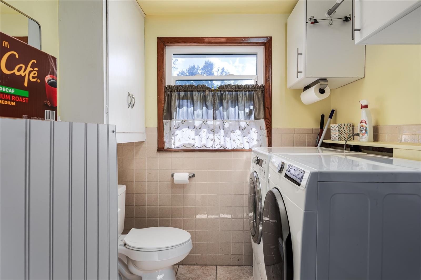 Image 26 of 41 For 5205 16th Avenue E