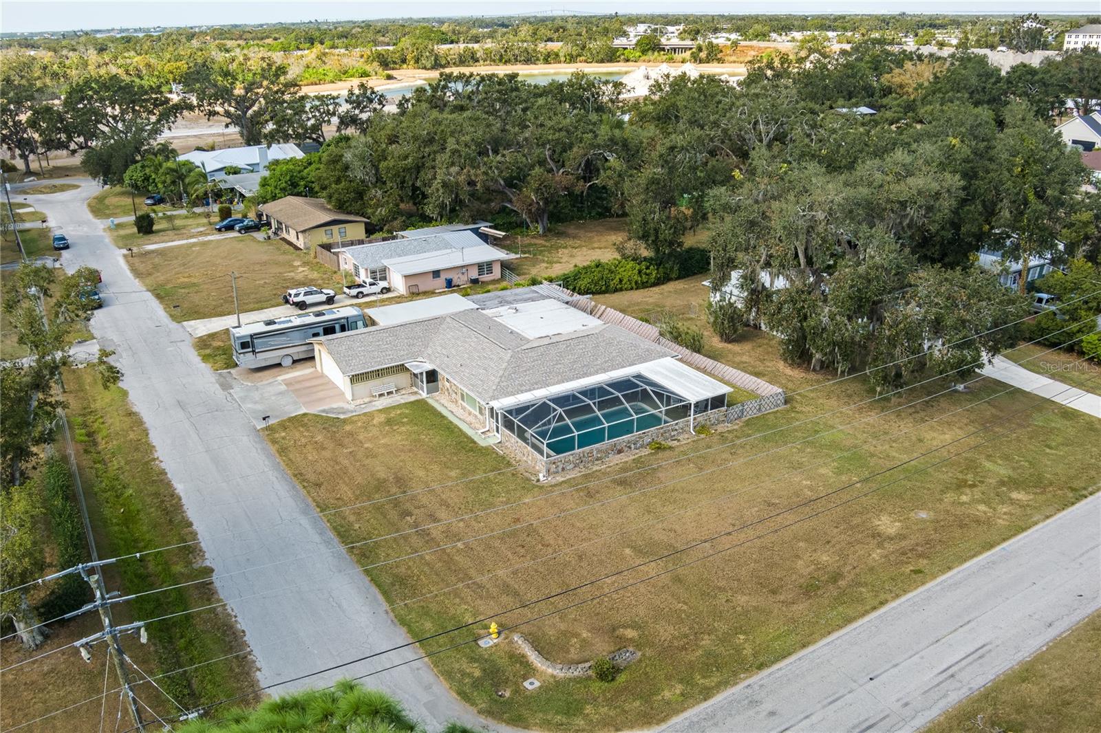 Image 32 of 41 For 5205 16th Avenue E