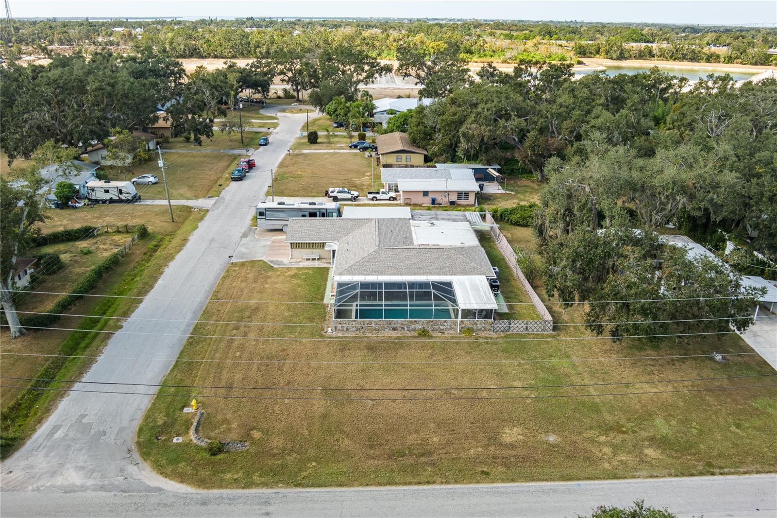 Image 33 of 41 For 5205 16th Avenue E