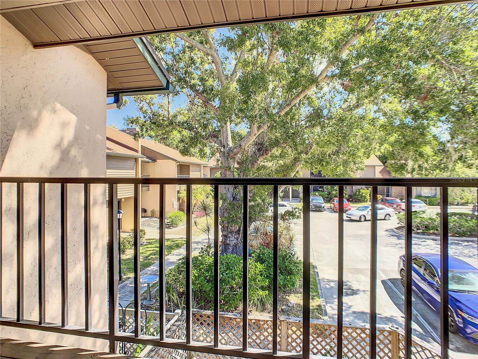 Image 32 of 34 For 955 Sunridge Drive 102