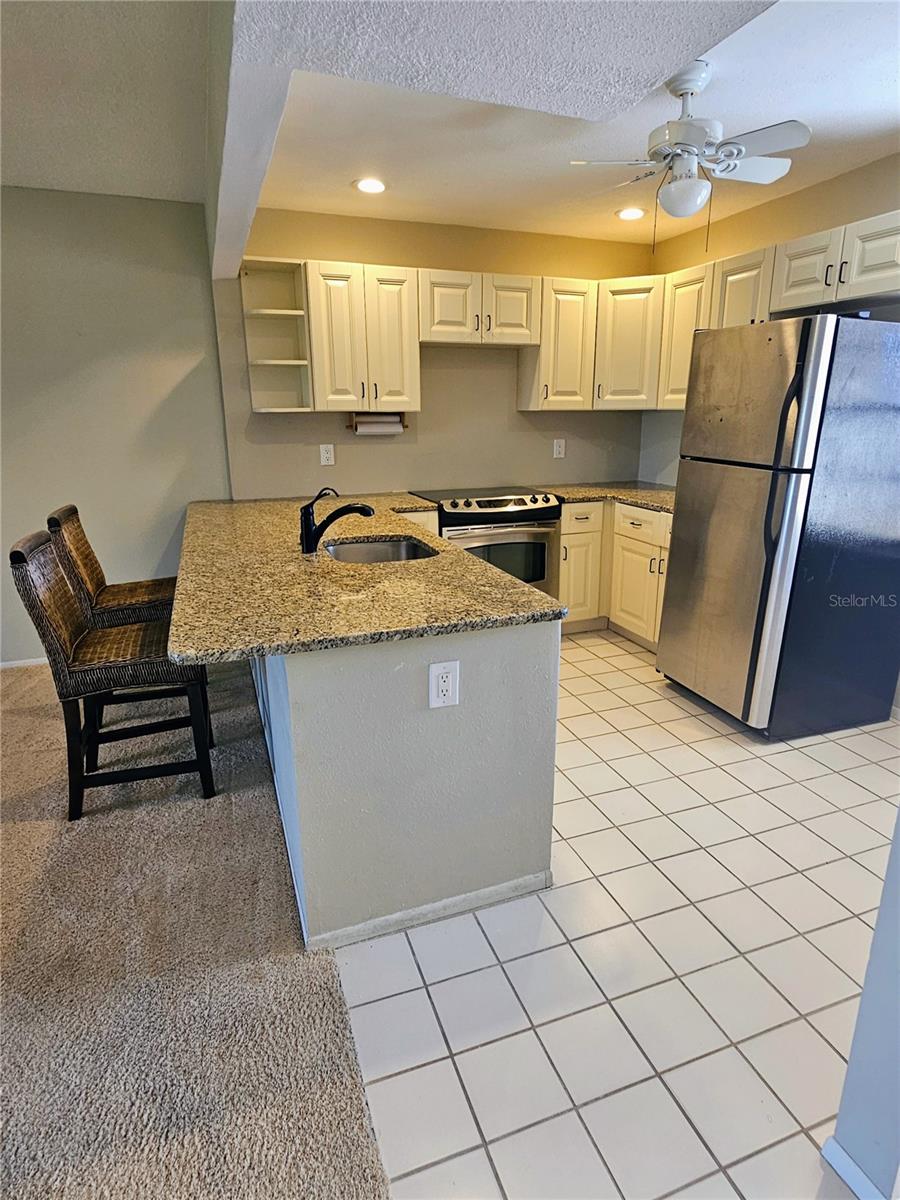 Image 6 of 24 For 215 Rubens Drive 215g