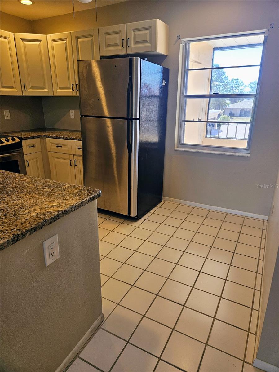 Image 9 of 24 For 215 Rubens Drive 215g