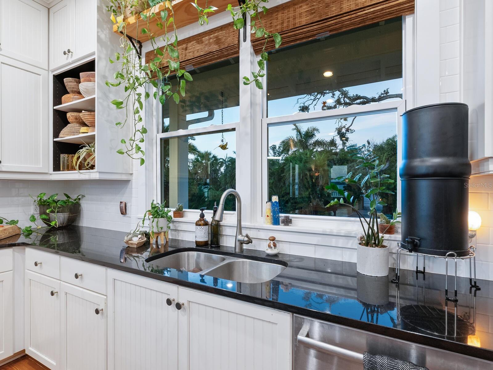 Image 15 of 62 For 2211 6th Street W