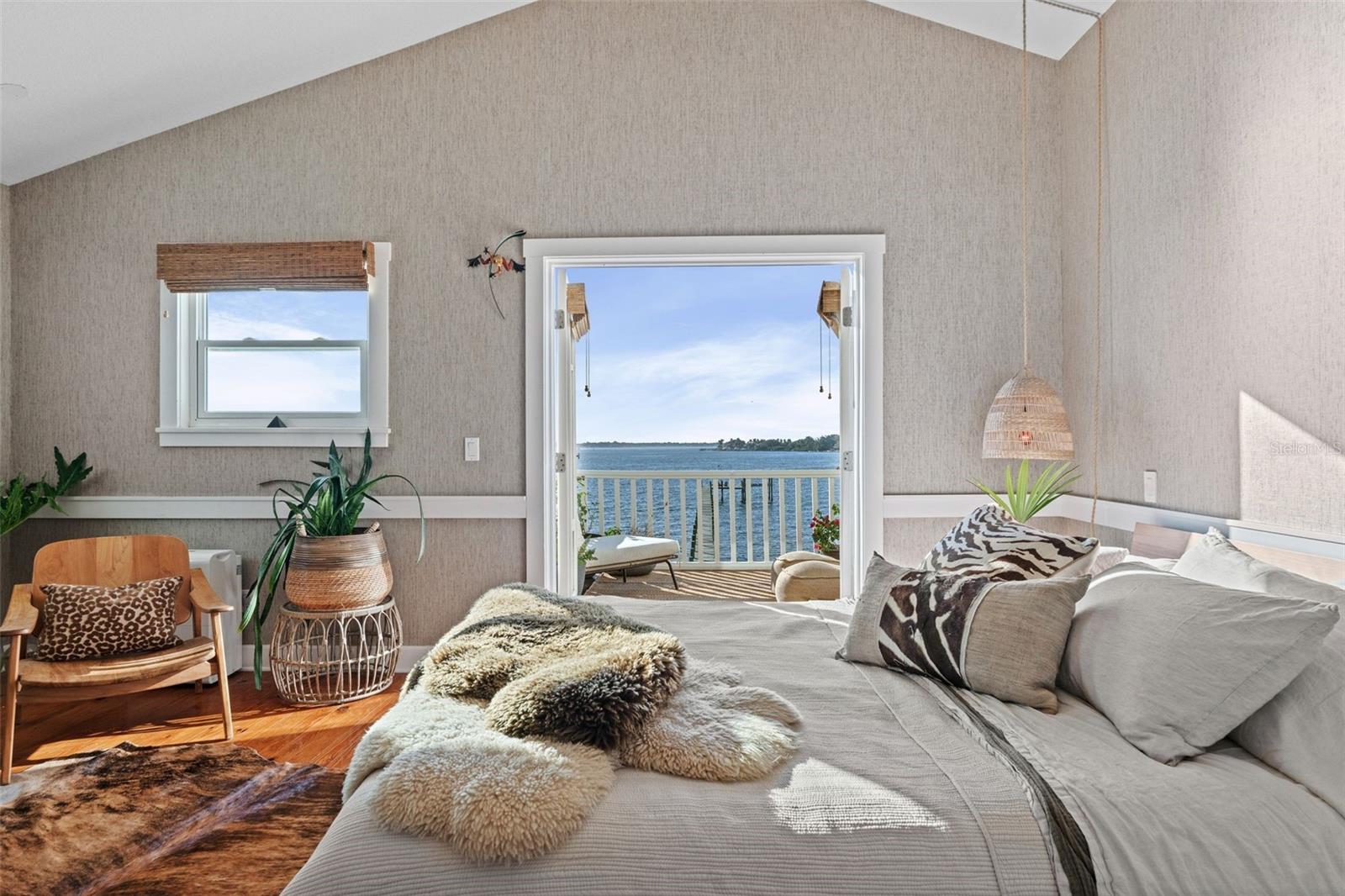 Image 20 of 62 For 2211 6th Street W