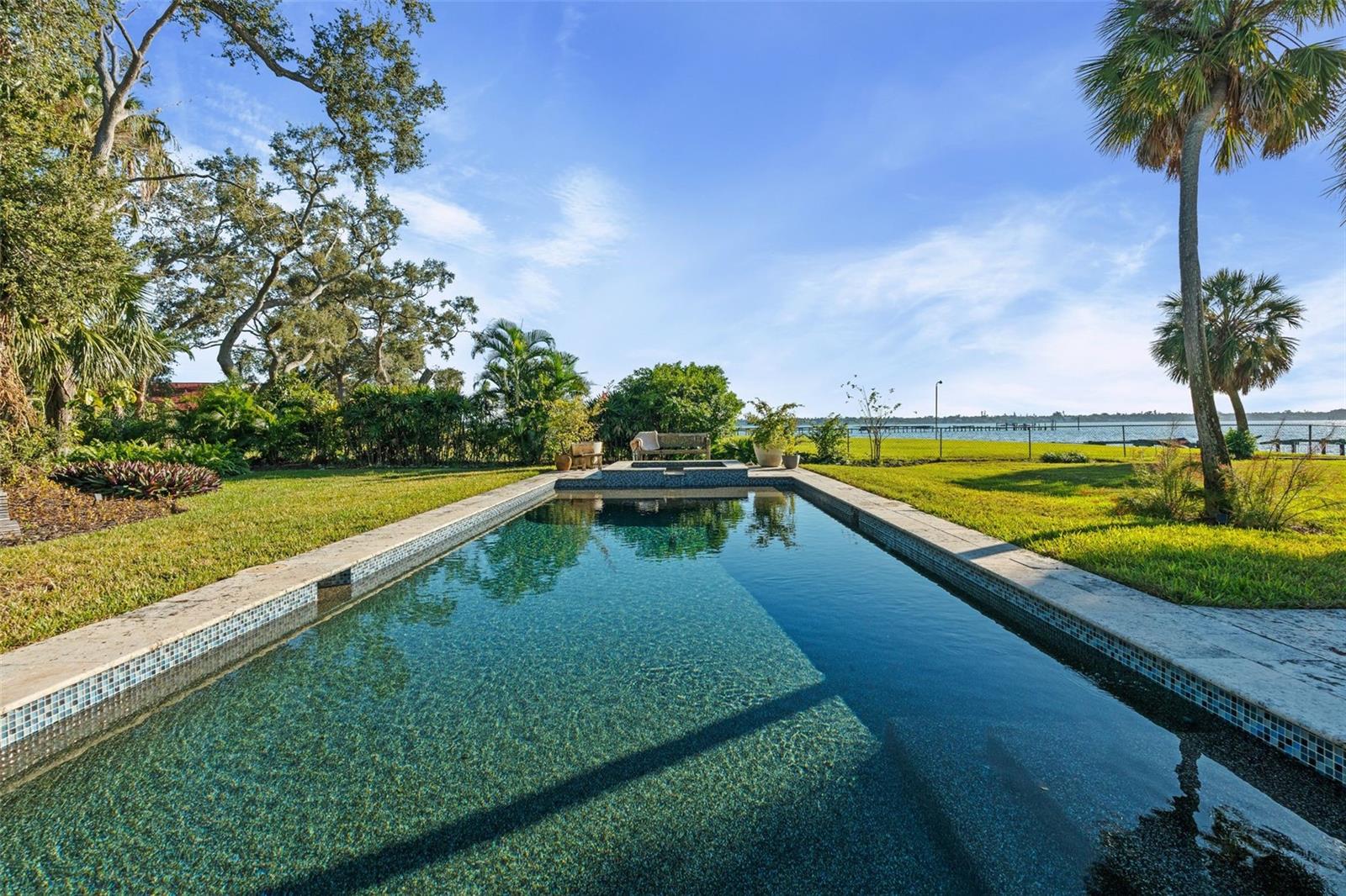 Image 38 of 62 For 2211 6th Street W