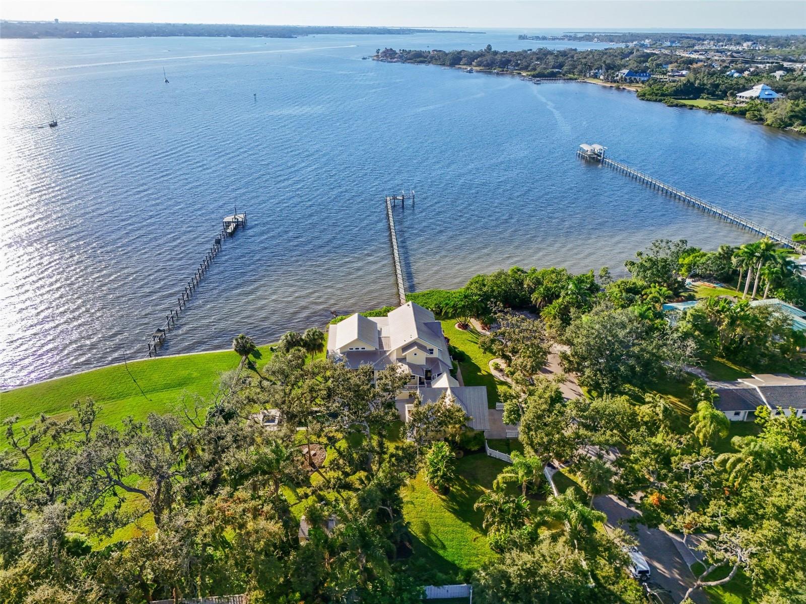 Image 59 of 62 For 2211 6th Street W