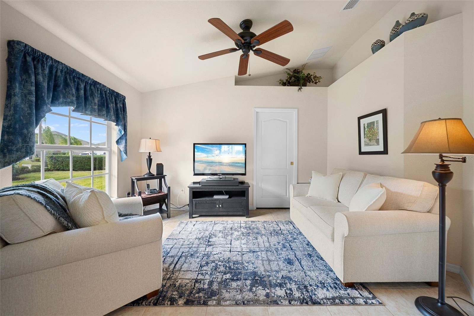 Image 7 of 50 For 3817 Fairway Drive