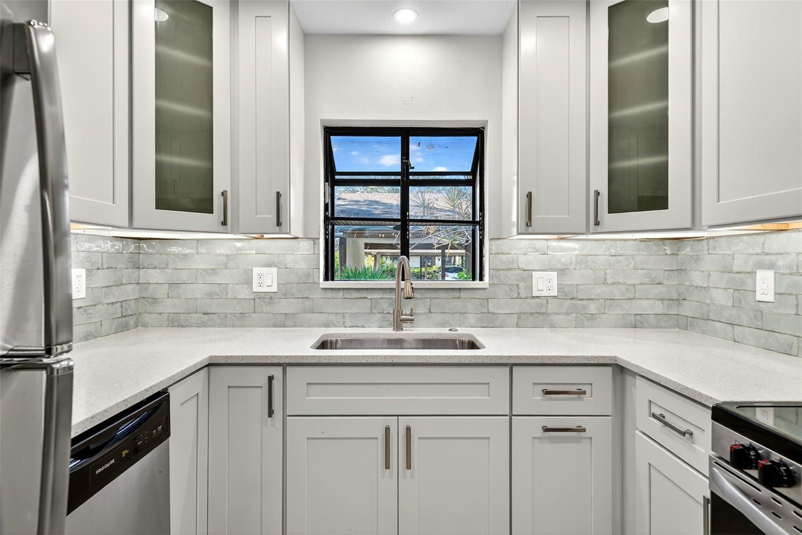 Image 22 of 63 For 7607 4th Avenue W