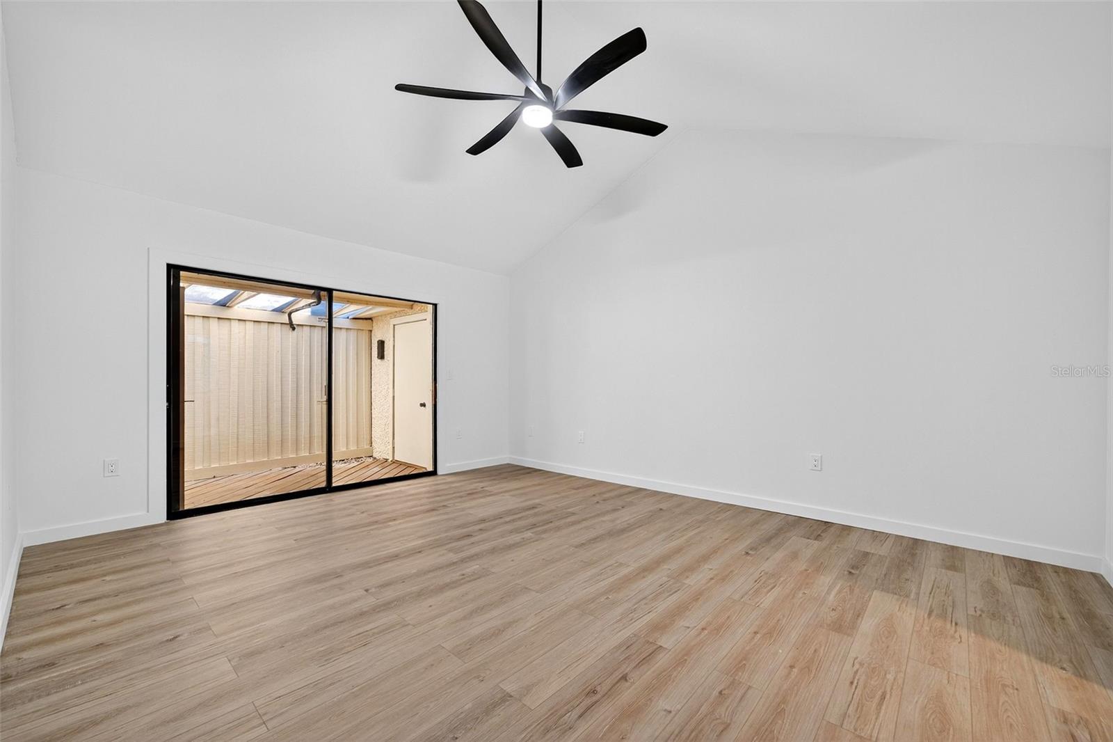 Image 25 of 63 For 7607 4th Avenue W