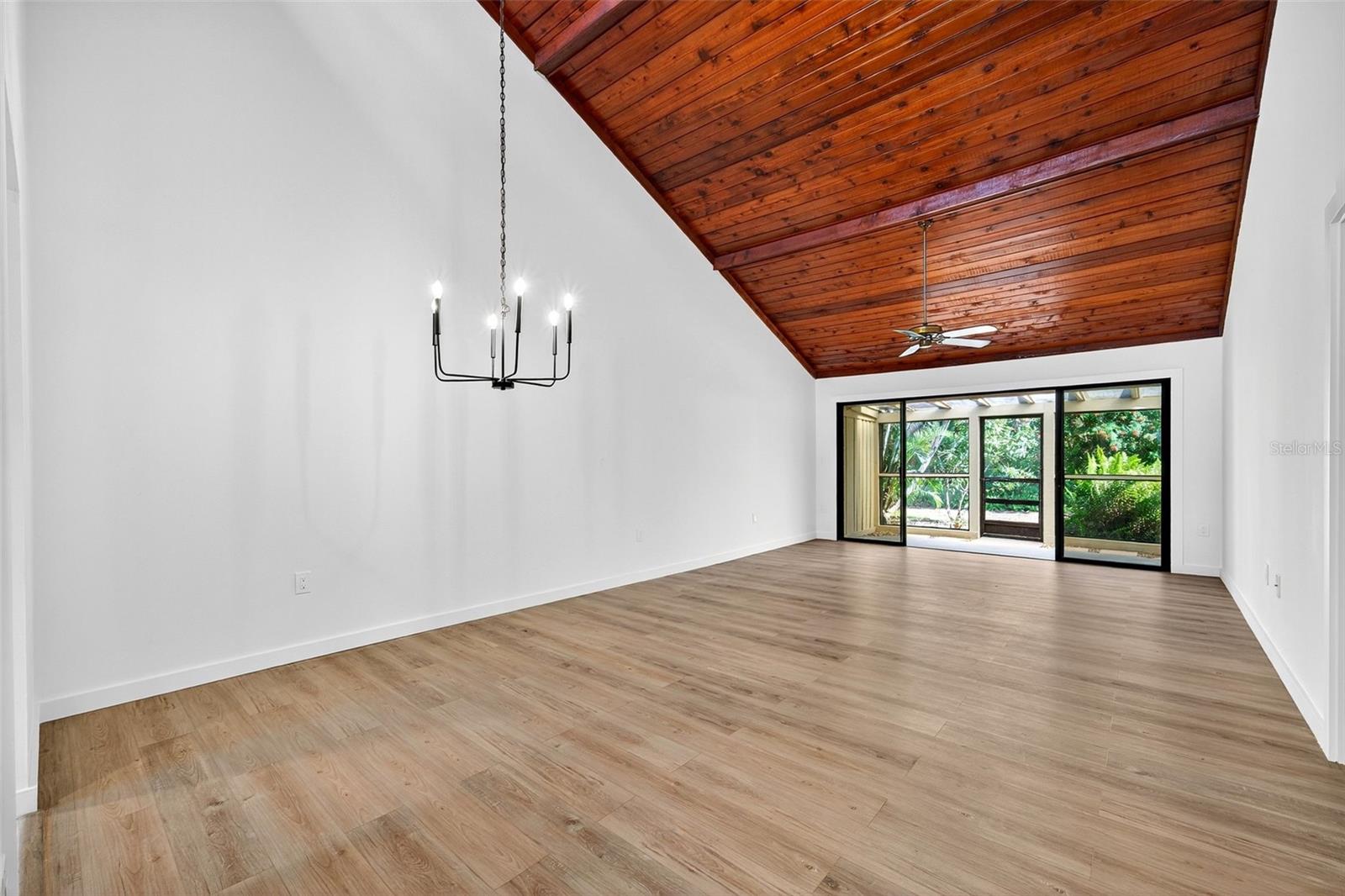 Image 9 of 63 For 7607 4th Avenue W