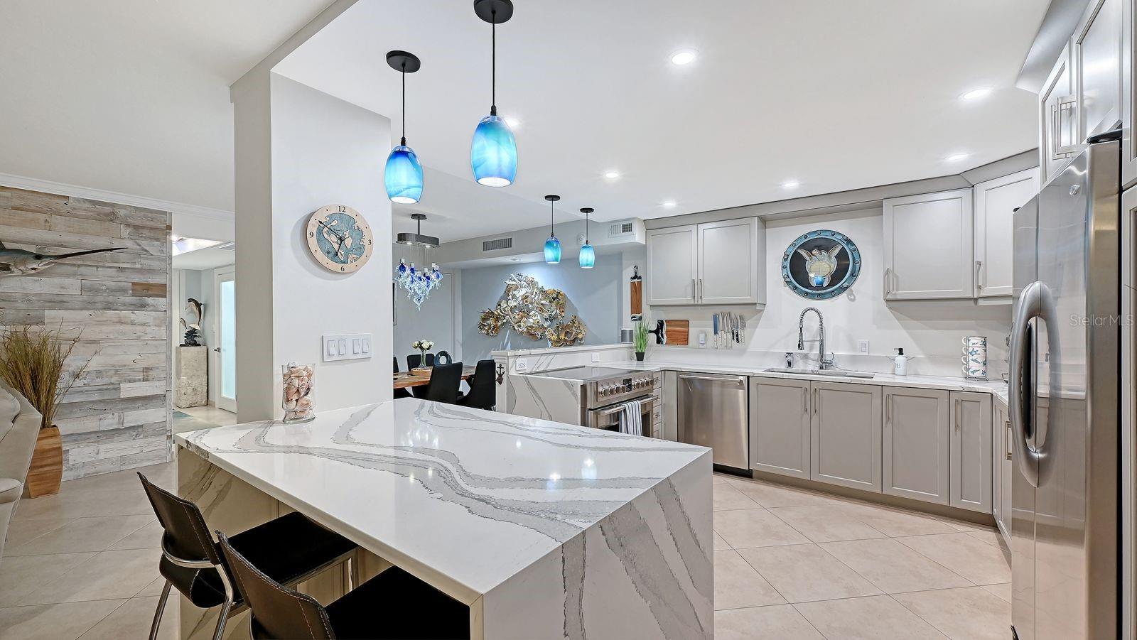 Image 22 of 59 For 1 Benjamin Franklin Drive 116