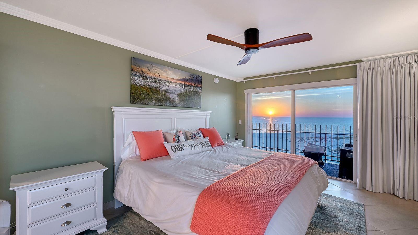 Image 26 of 59 For 1 Benjamin Franklin Drive 116