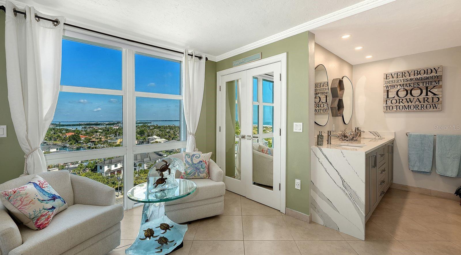 Image 28 of 59 For 1 Benjamin Franklin Drive 116