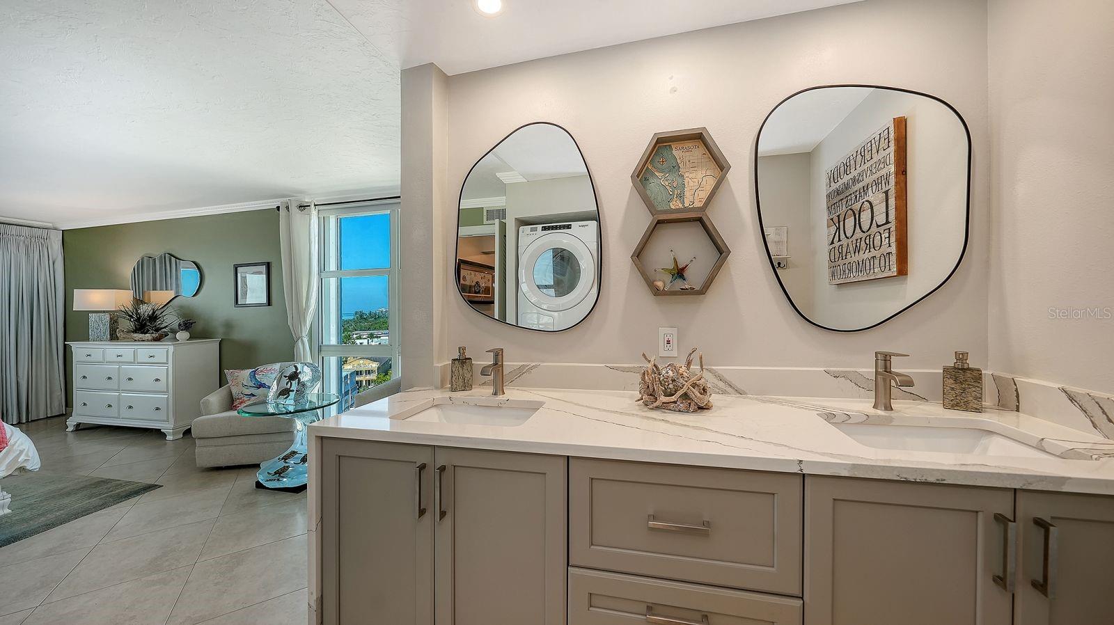 Image 31 of 59 For 1 Benjamin Franklin Drive 116