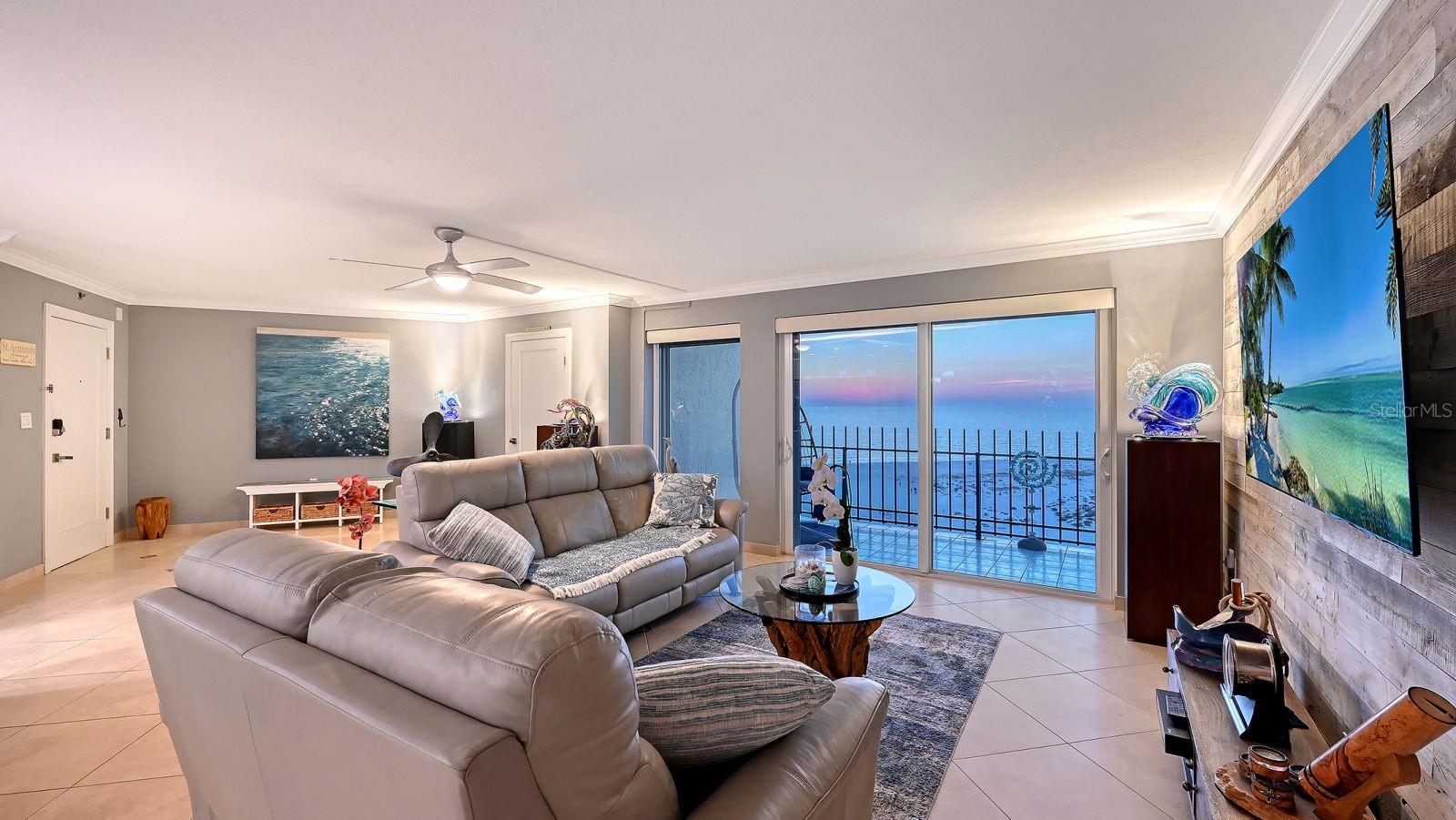 Image 5 of 59 For 1 Benjamin Franklin Drive 116