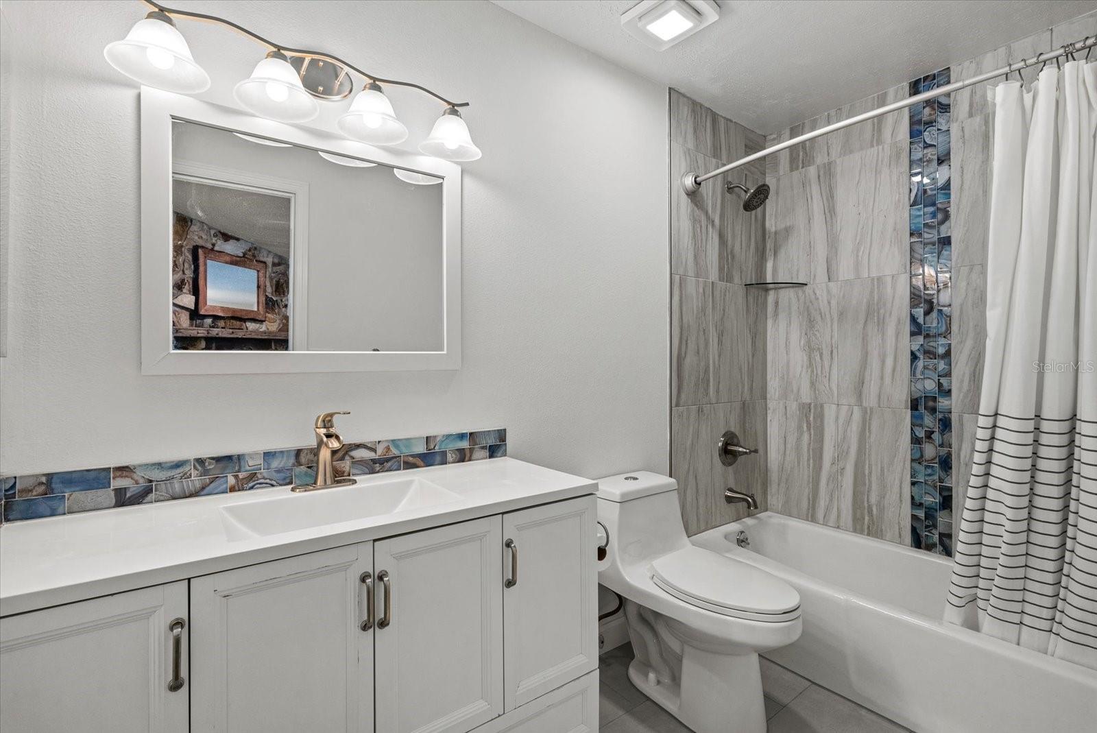 Image 23 of 39 For 4428 Meadow Creek Circle