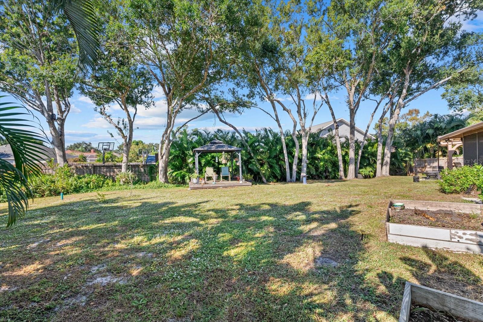 Image 26 of 39 For 4428 Meadow Creek Circle