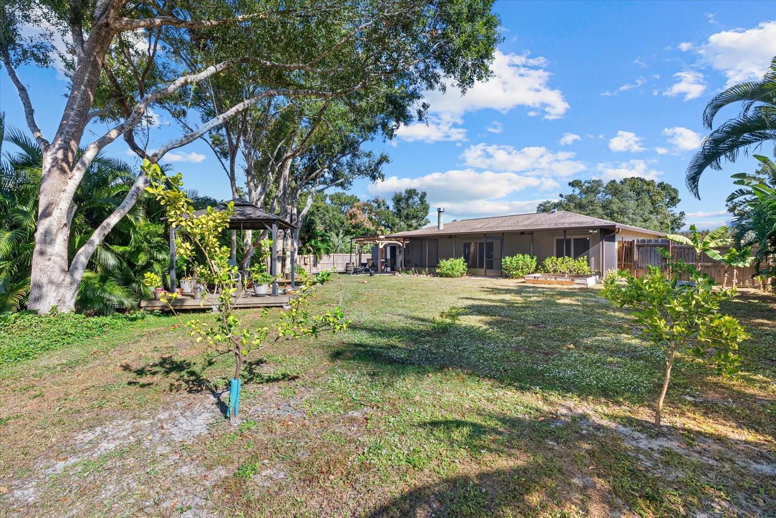 Image 27 of 39 For 4428 Meadow Creek Circle