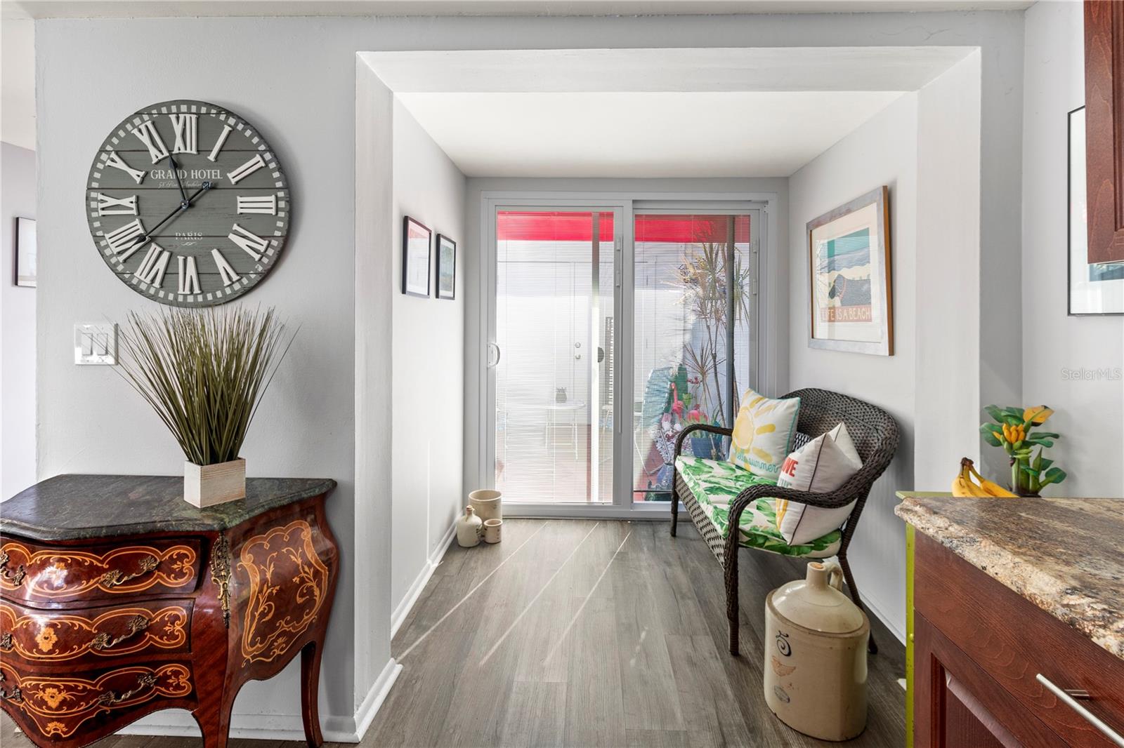 Image 5 of 61 For 4106 61st Avenue Terrace W