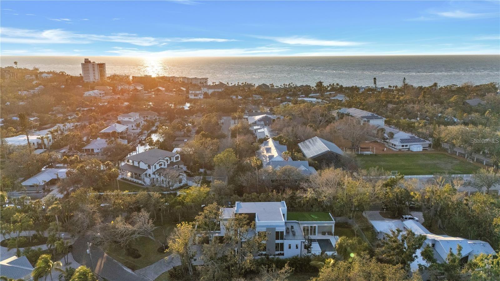 Image 2 of 100 For 603 Tremont Street