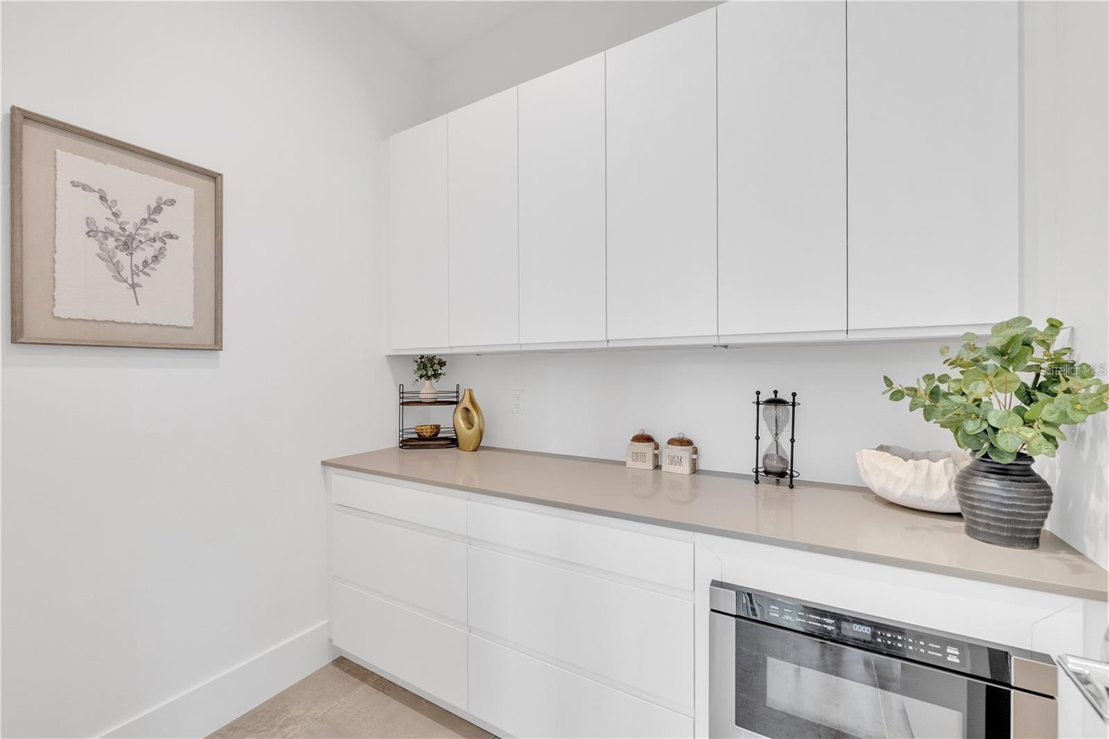 Image 34 of 100 For 603 Tremont Street