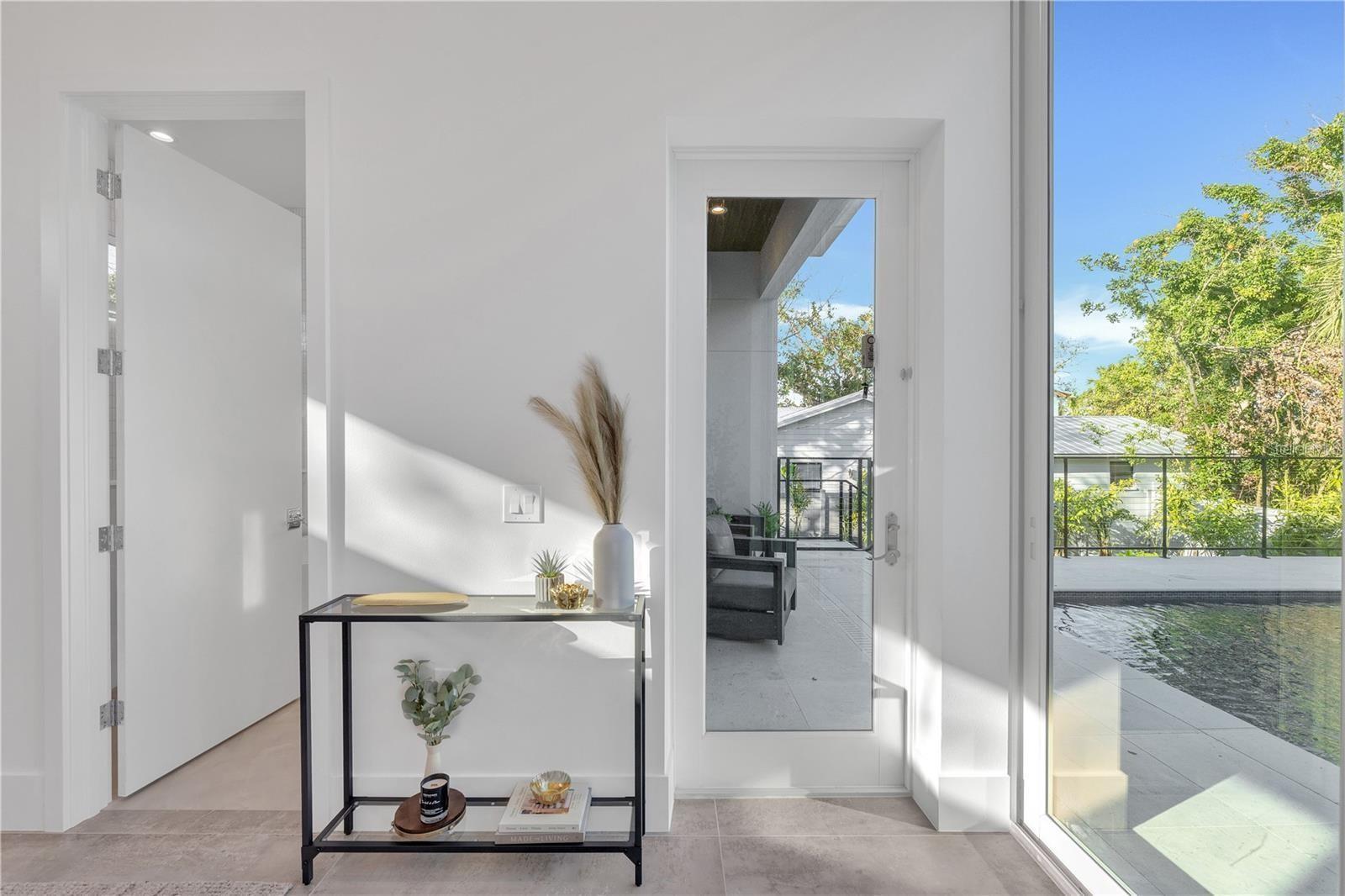 Image 41 of 100 For 603 Tremont Street