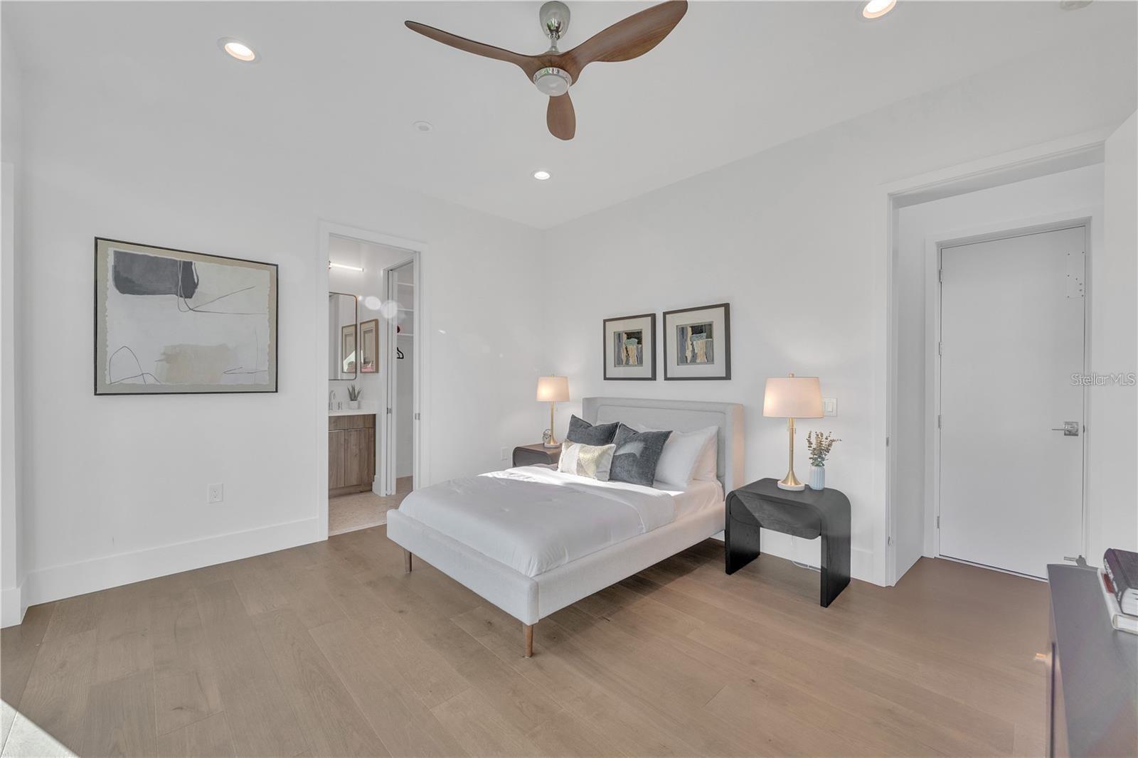 Image 68 of 100 For 603 Tremont Street