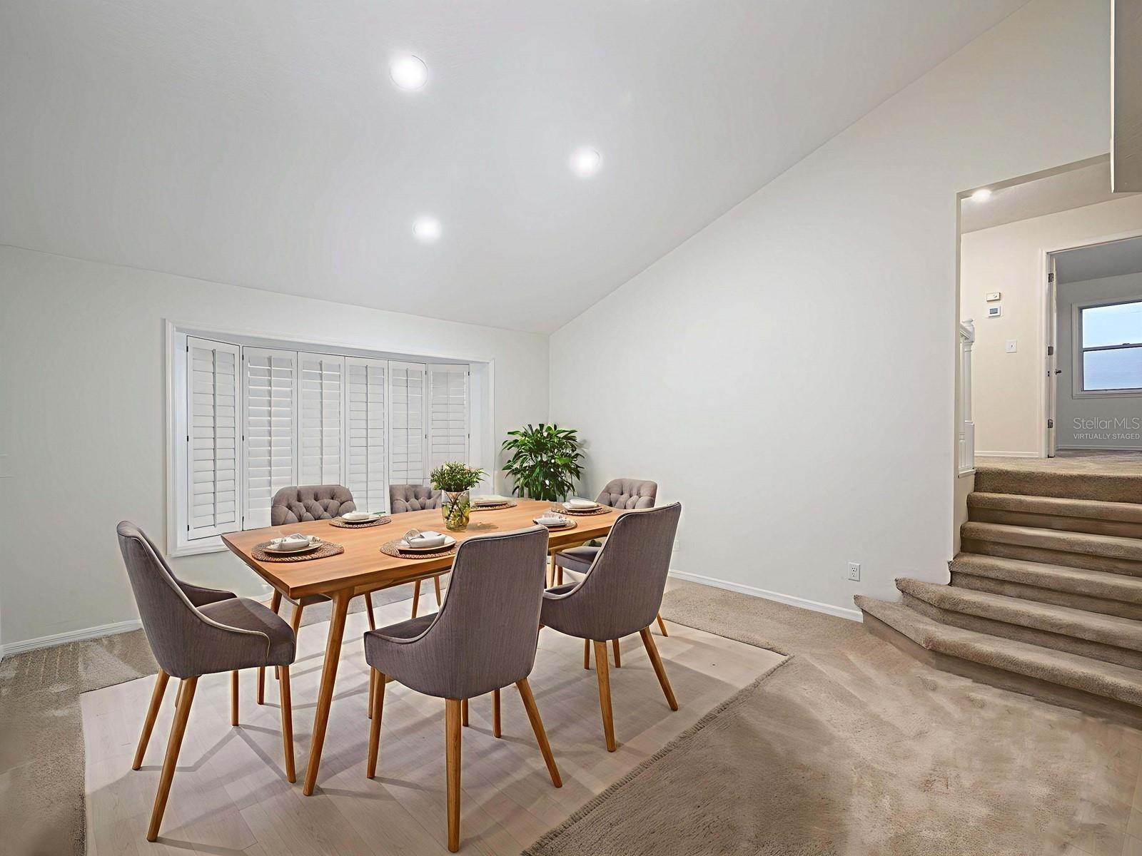 Image 14 of 100 For 5947 Bayview Circle S