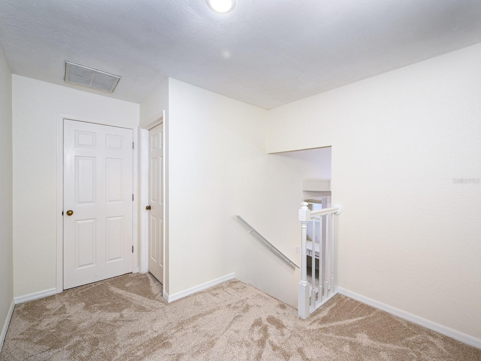 Image 16 of 100 For 5947 Bayview Circle S