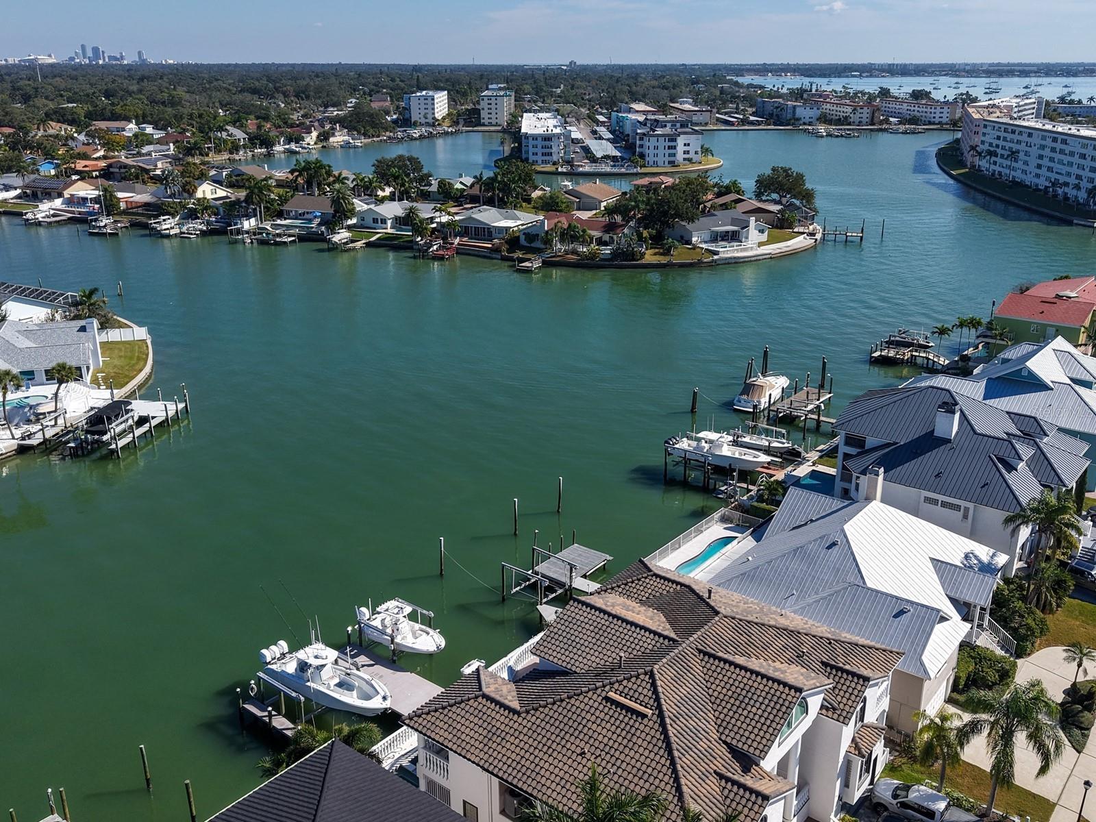 Image 54 of 100 For 5947 Bayview Circle S