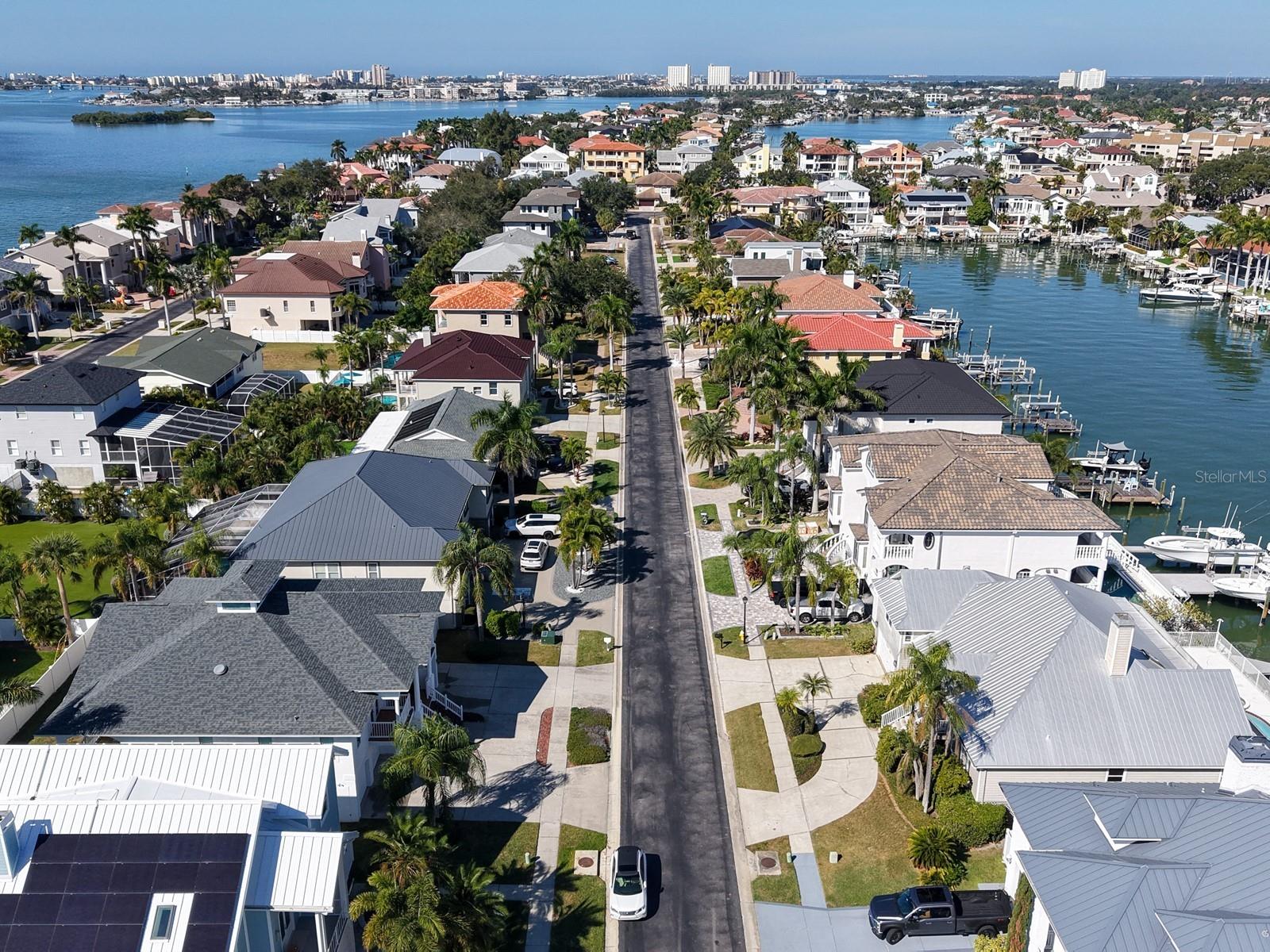 Image 57 of 100 For 5947 Bayview Circle S