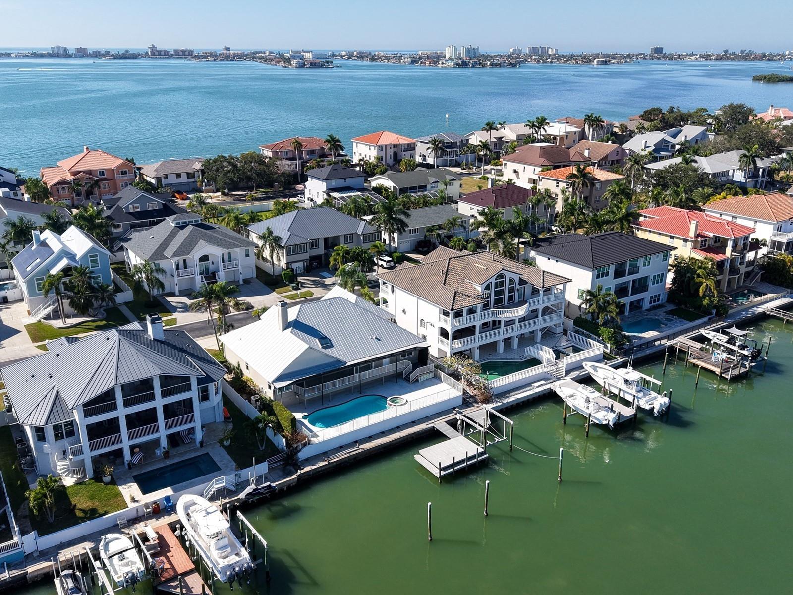 Image 60 of 100 For 5947 Bayview Circle S