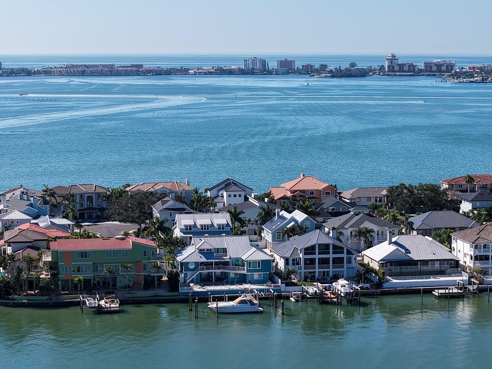 Image 65 of 100 For 5947 Bayview Circle S