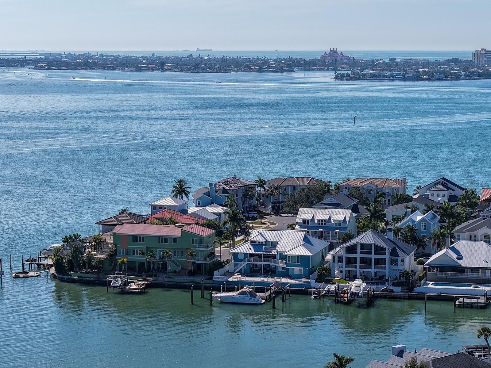 Image 66 of 100 For 5947 Bayview Circle S