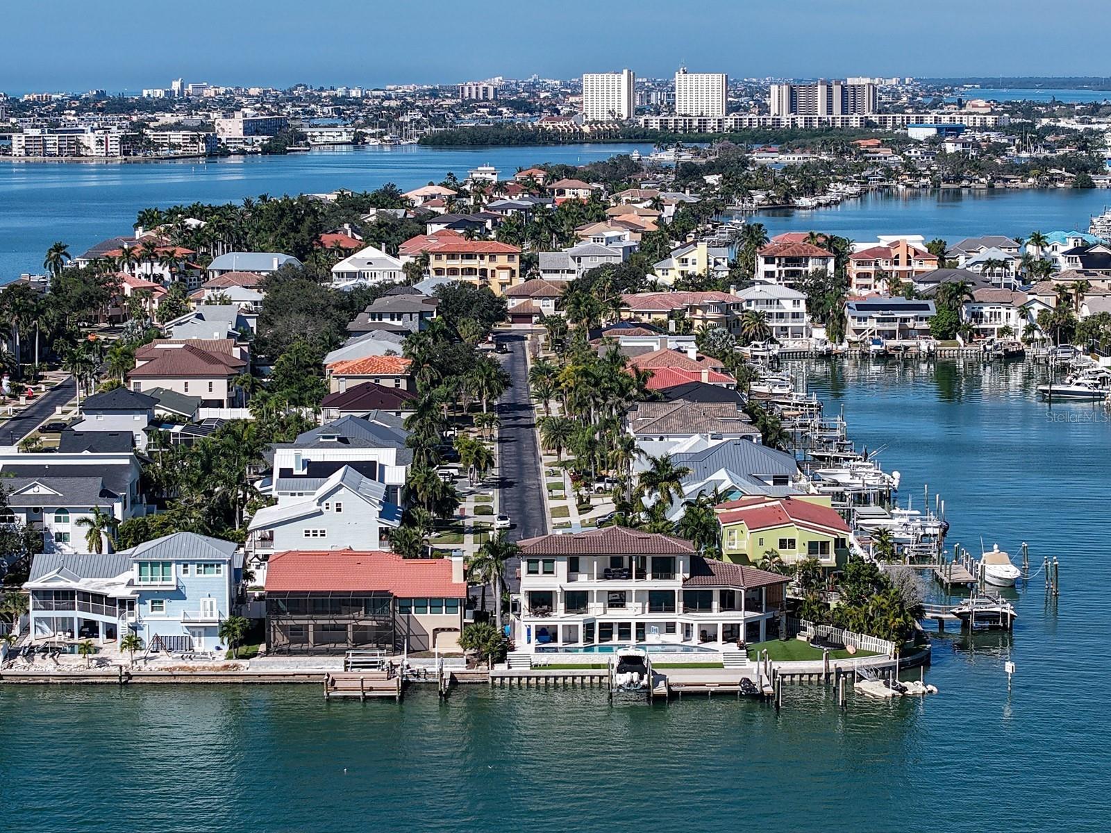 Image 72 of 100 For 5947 Bayview Circle S