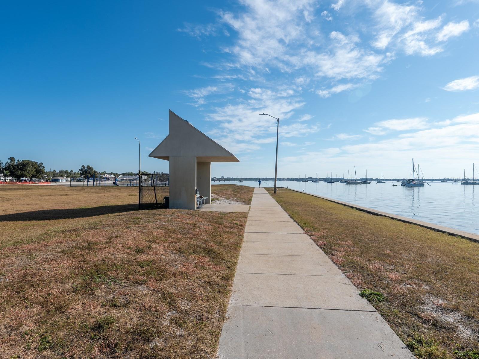 Image 99 of 100 For 5947 Bayview Circle S