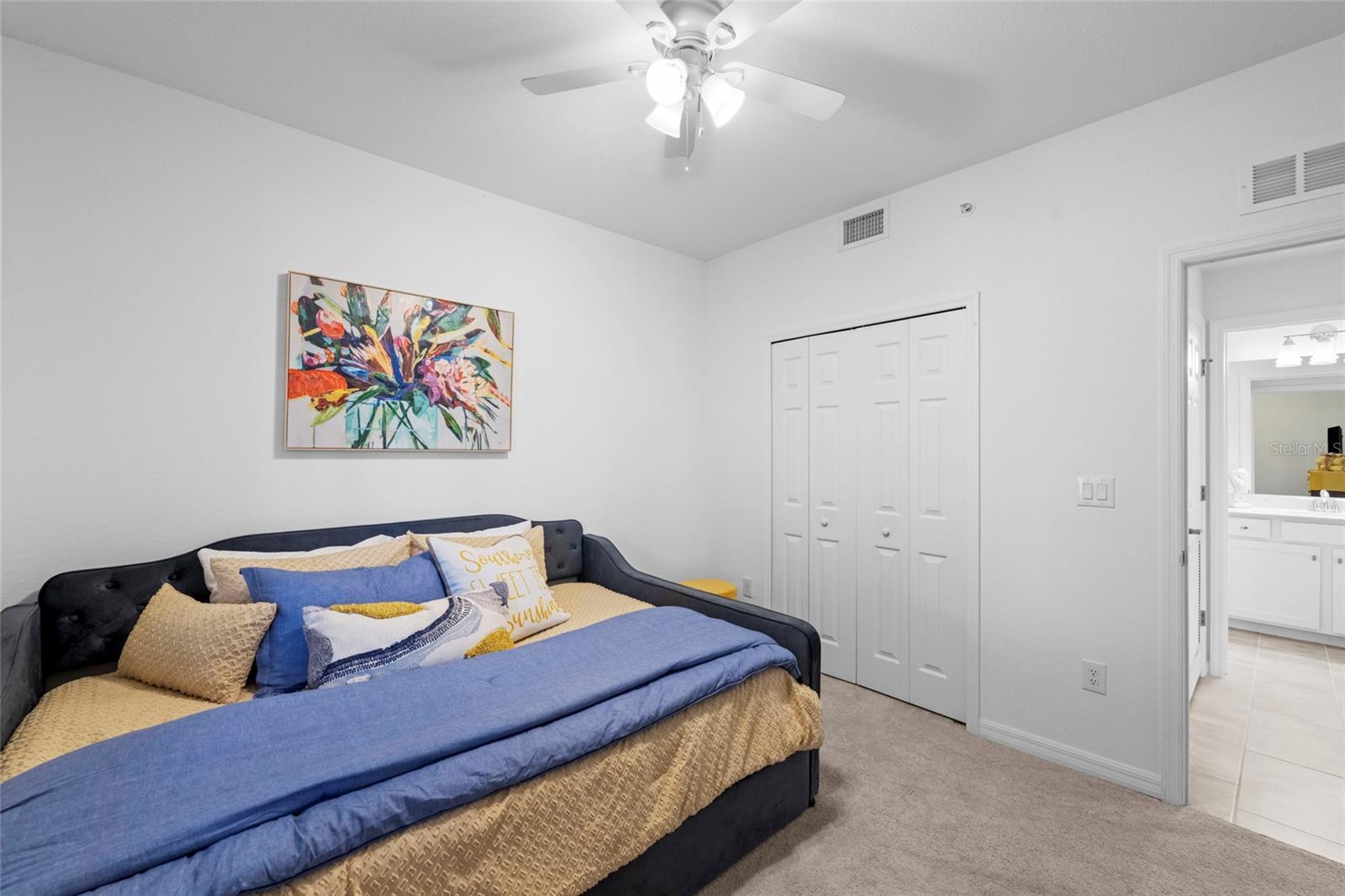 Image 22 of 67 For 18114 Gawthrop Drive 105