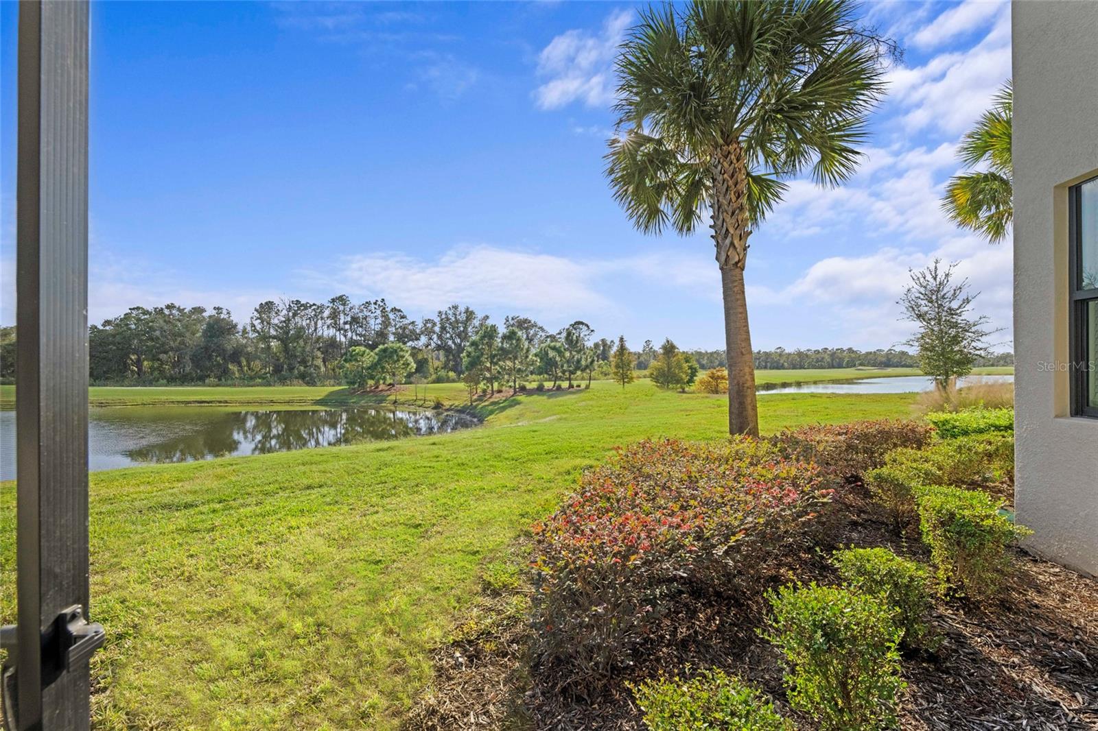 Image 30 of 67 For 18114 Gawthrop Drive 105