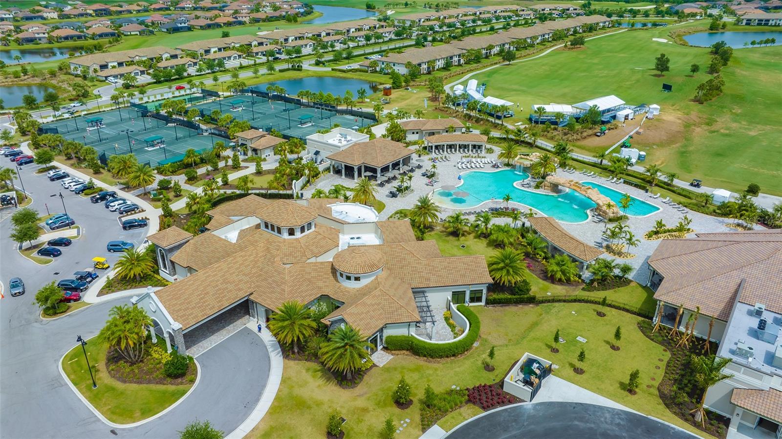 Image 35 of 67 For 18114 Gawthrop Drive 105