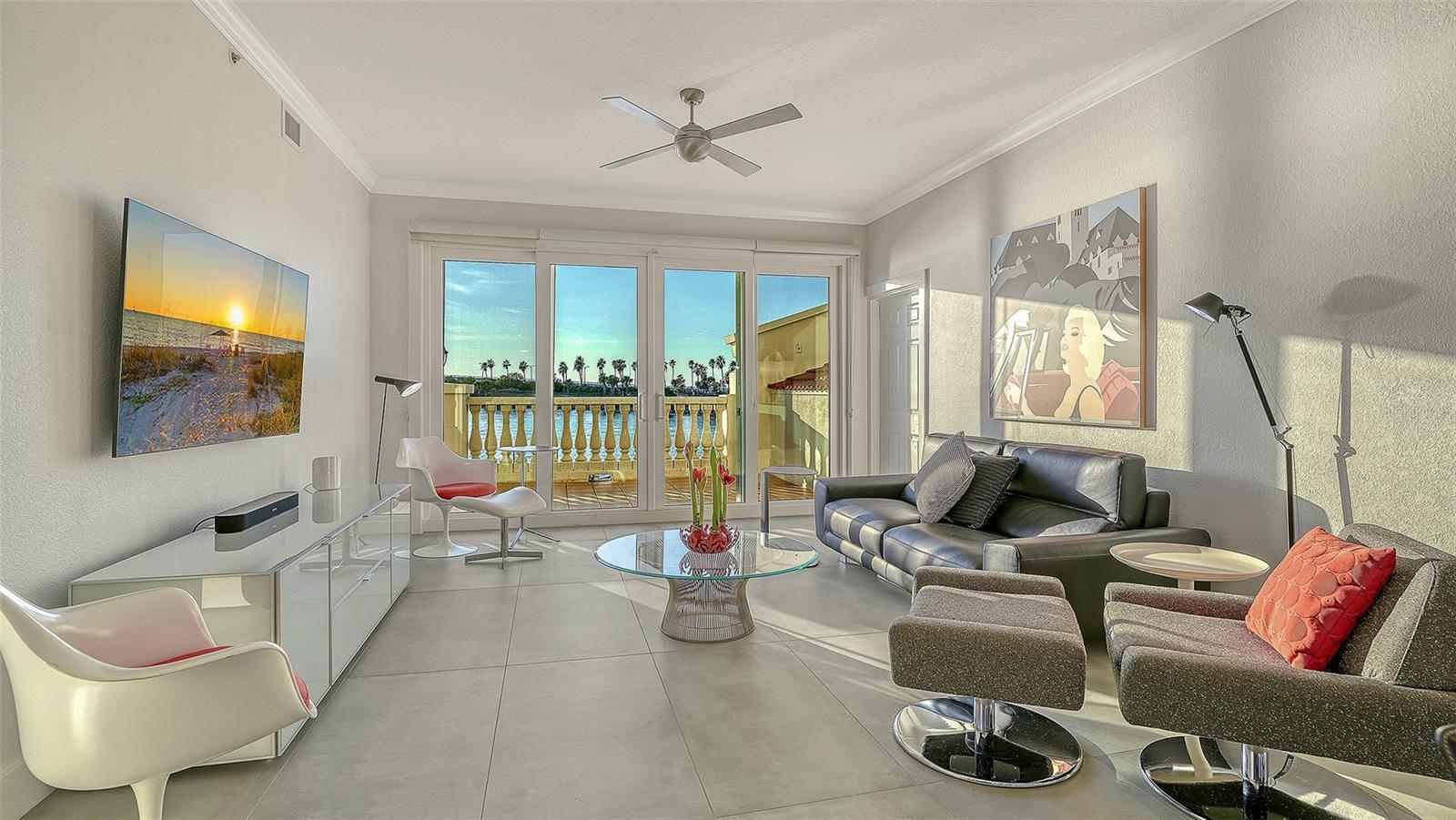 Image 11 of 51 For 166 Golden Gate Point 22