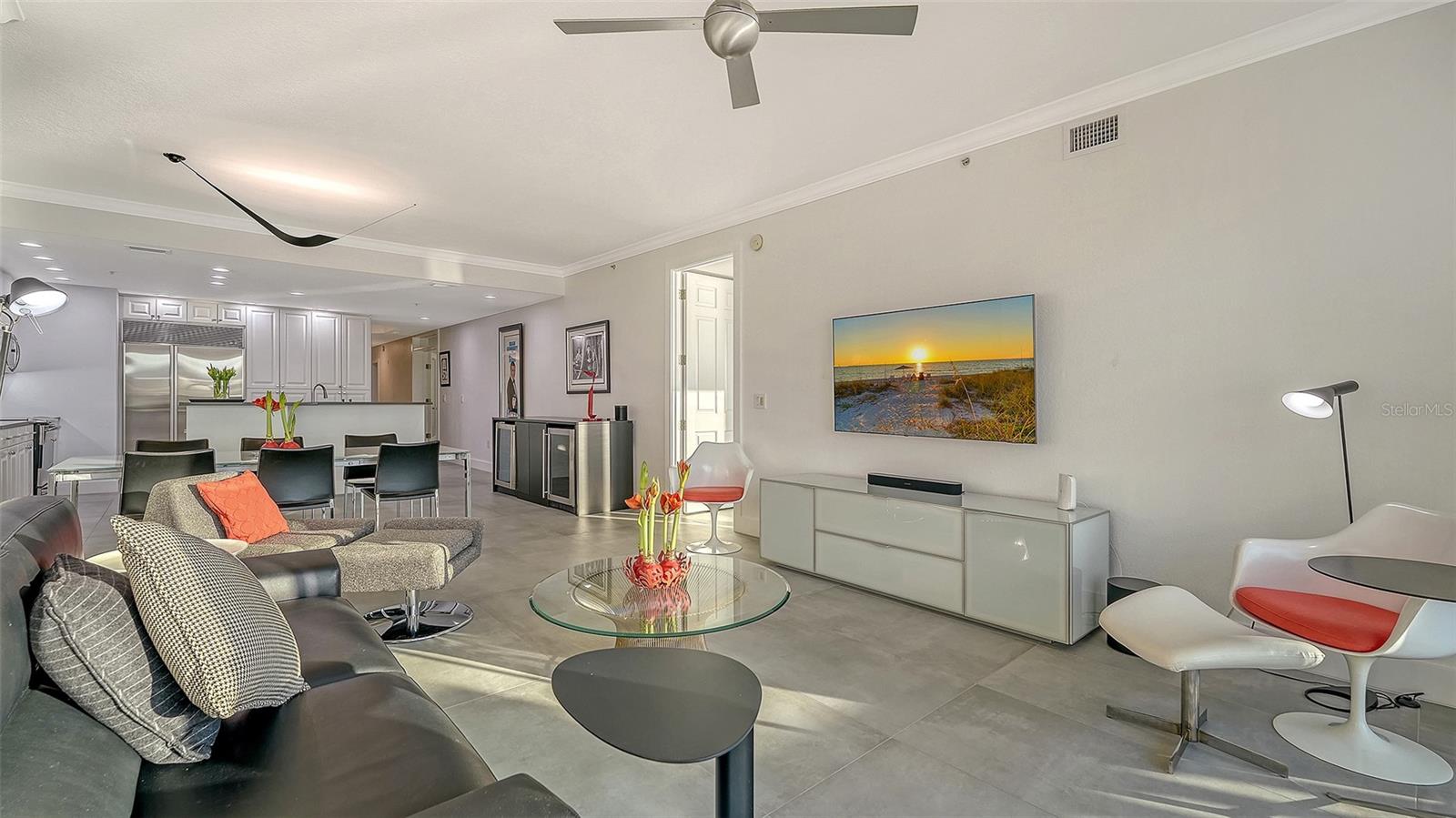 Image 12 of 51 For 166 Golden Gate Point 22