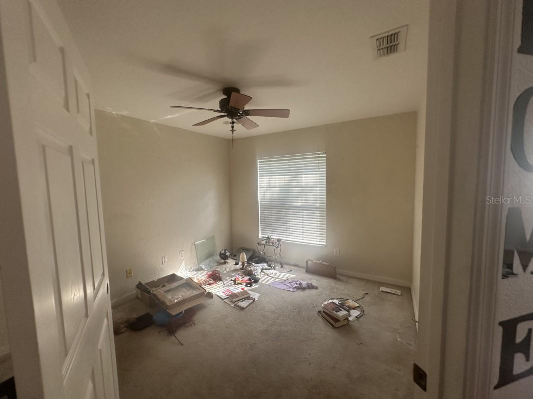 Image 13 of 24 For 419 Majestic Gardens Boulevard