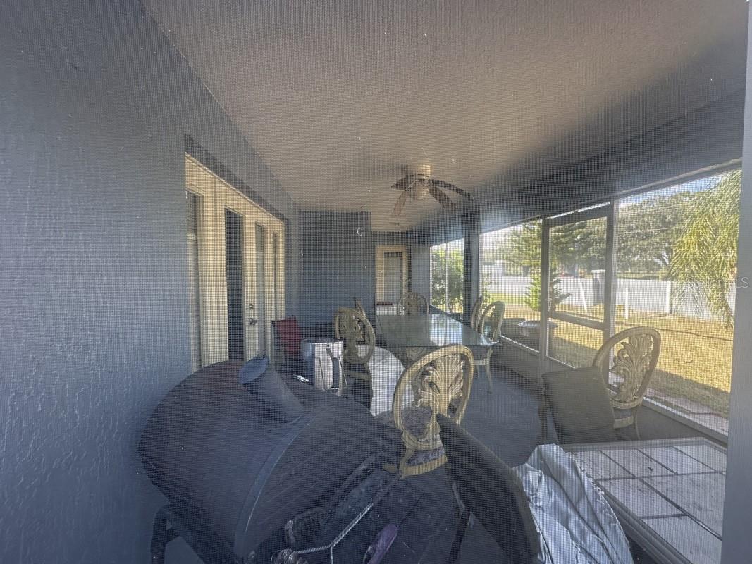 Image 16 of 24 For 419 Majestic Gardens Boulevard