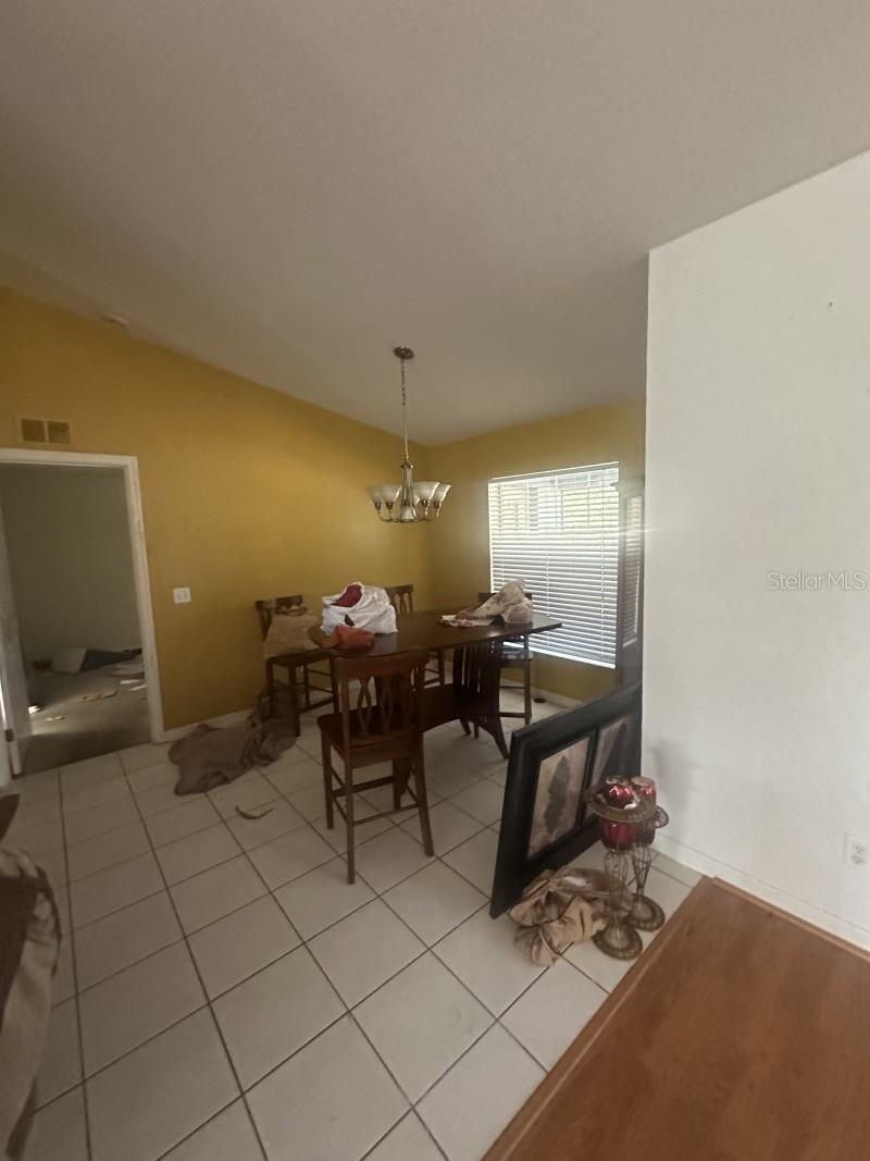 Image 5 of 24 For 419 Majestic Gardens Boulevard