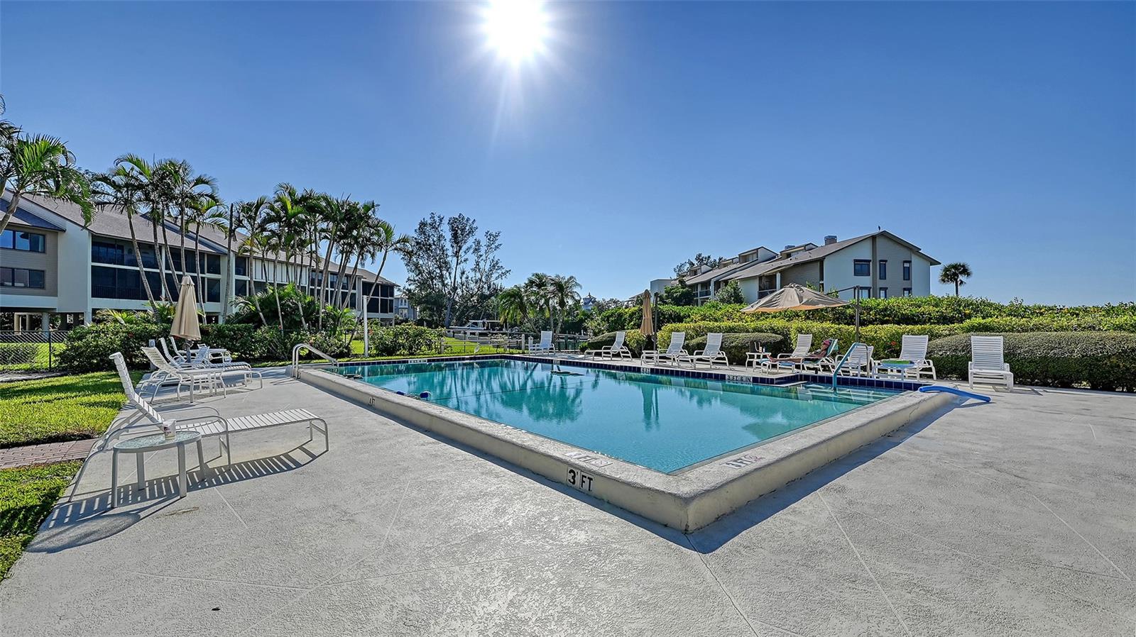 Image 27 of 59 For 3850 Mariners Walk 714