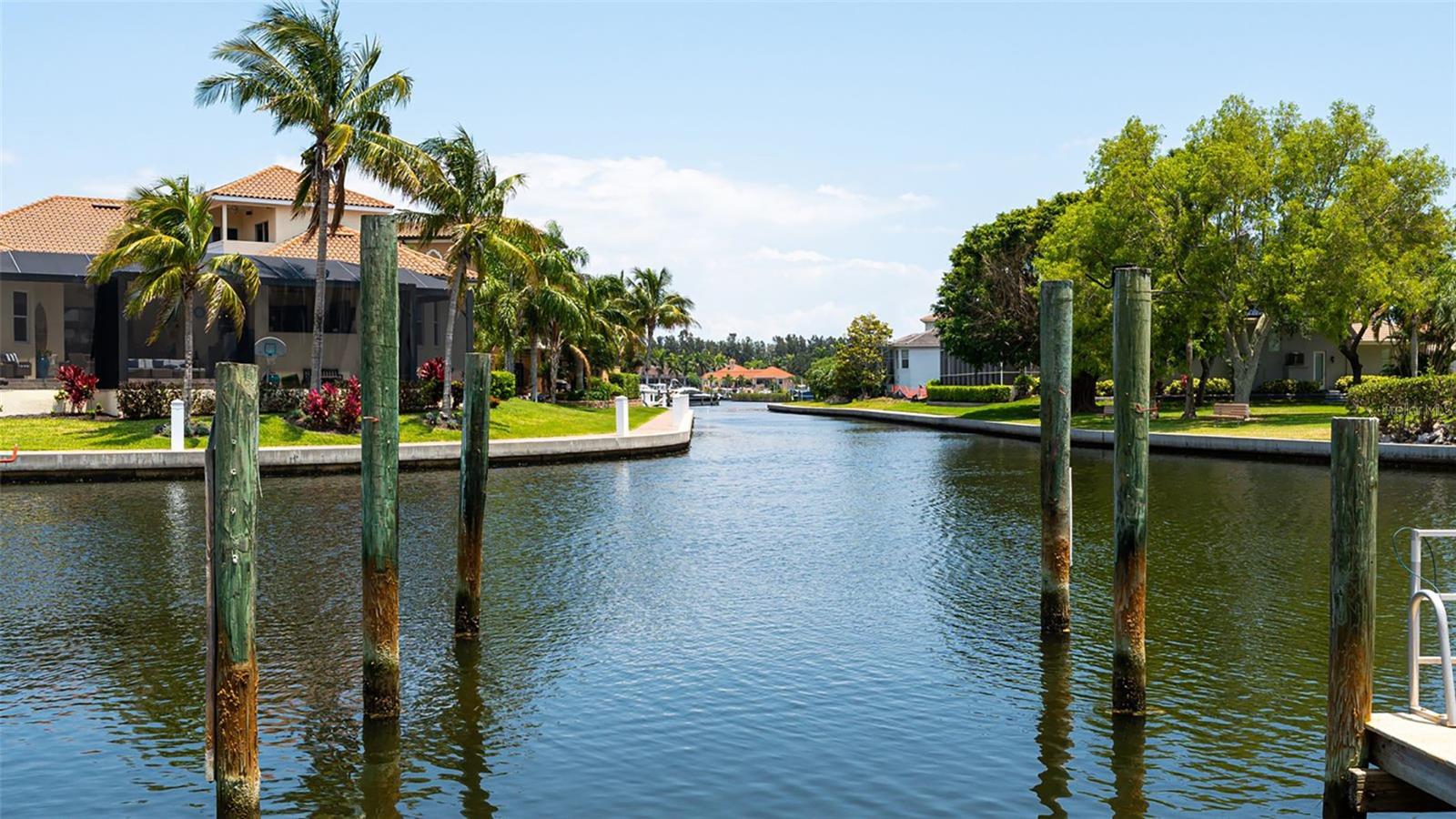 Image 33 of 59 For 3850 Mariners Walk 714