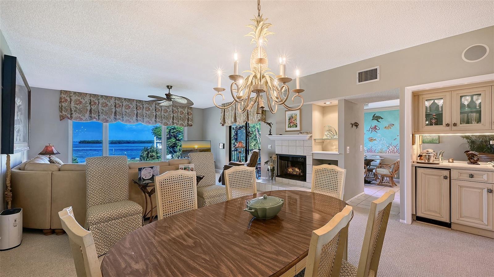 Image 5 of 59 For 3850 Mariners Walk 714