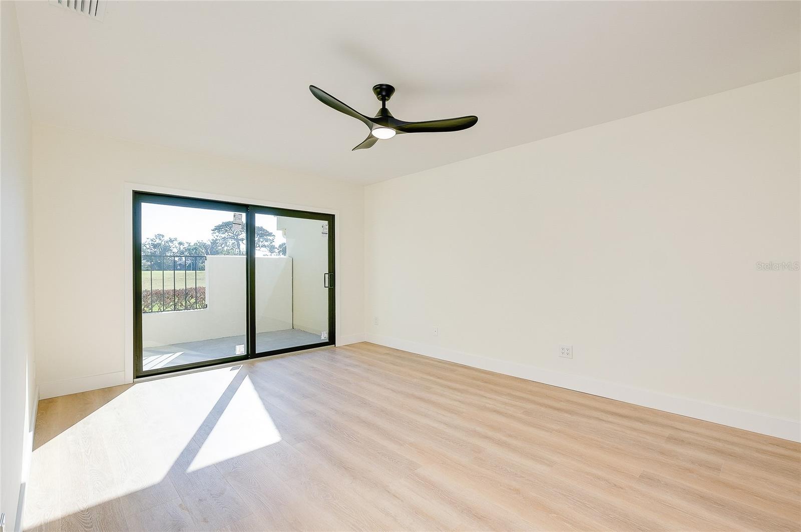 Image 13 of 78 For 2221 Meadowlake Court A3